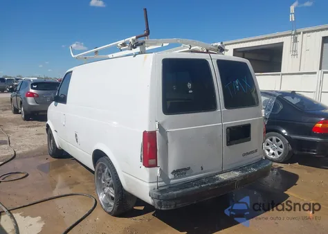 2001 Chevrolet Astro z USA, uszkodzony, nr VIN 1GCDM19W31B126300